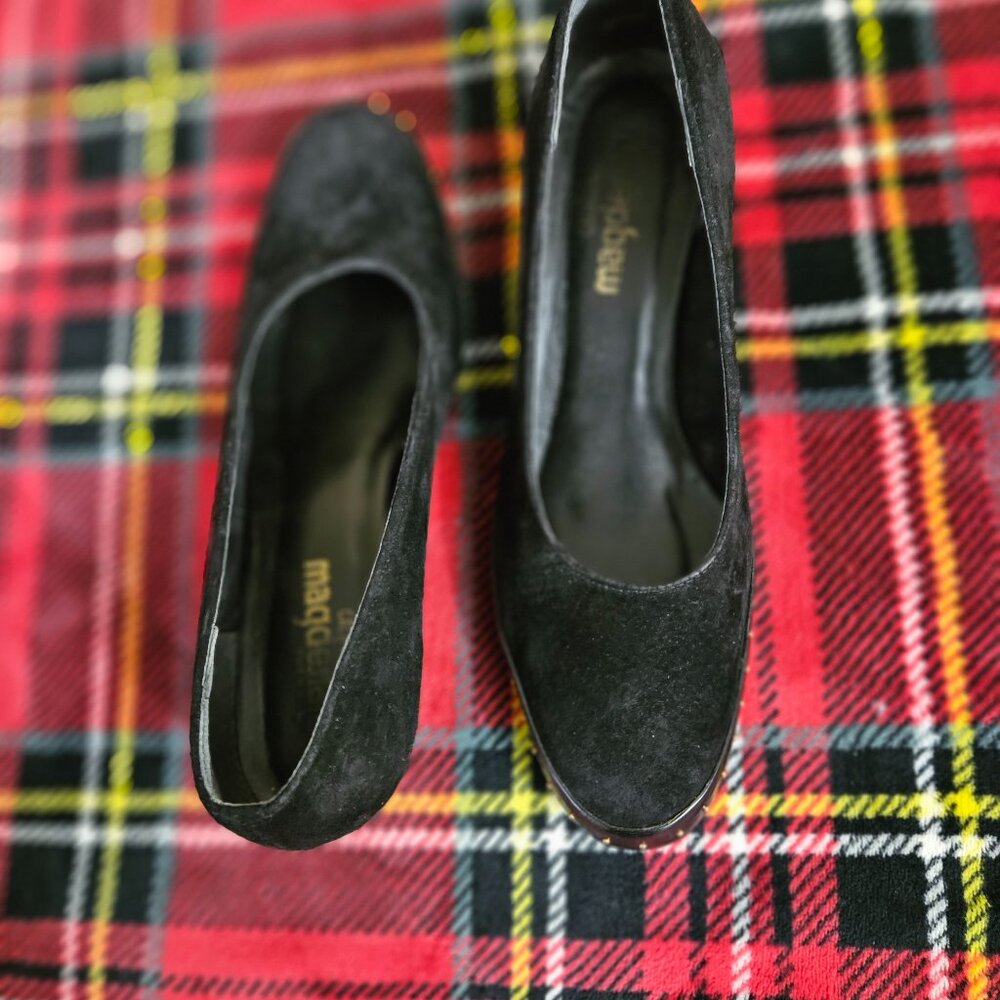 California Magdesians Suede dress heels
